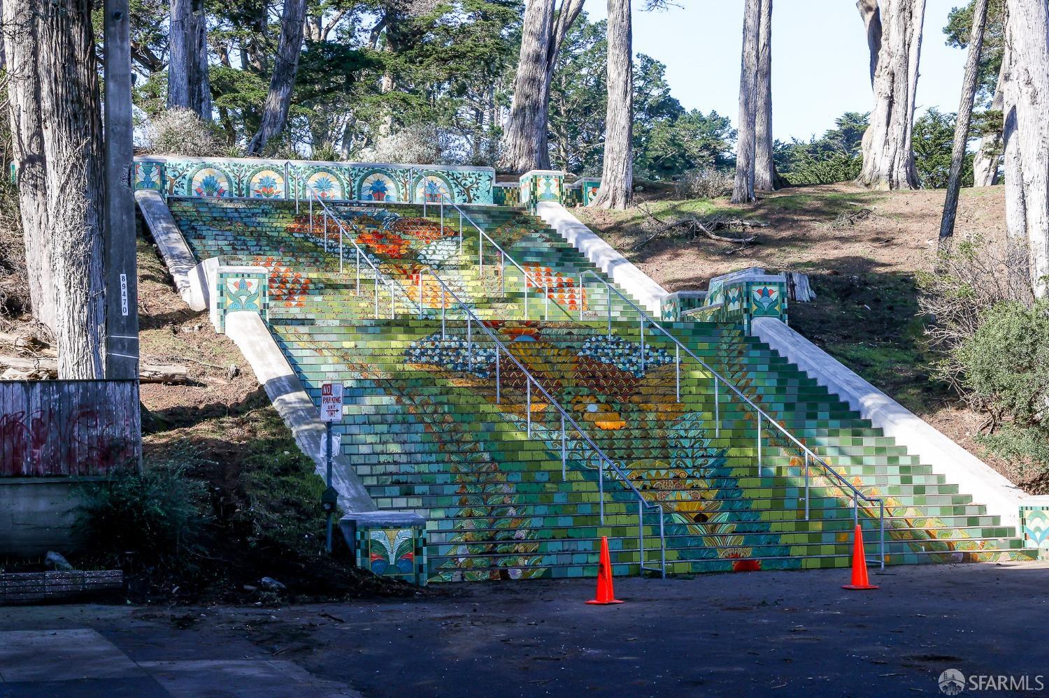 336 Point Lobos Avenue