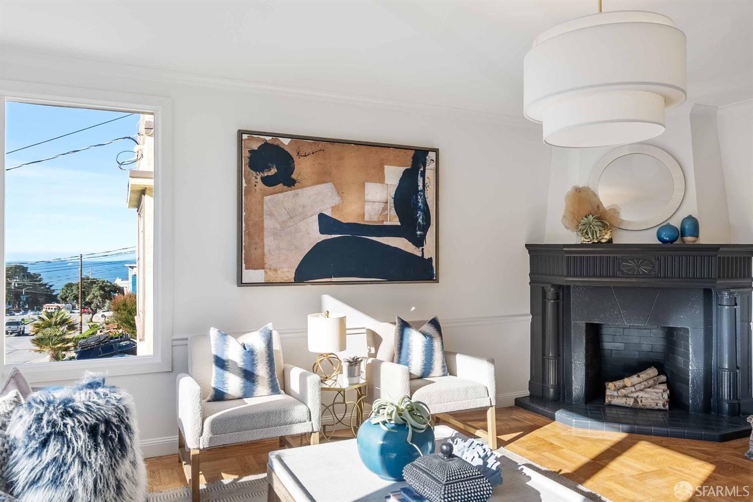 336 Point Lobos Avenue