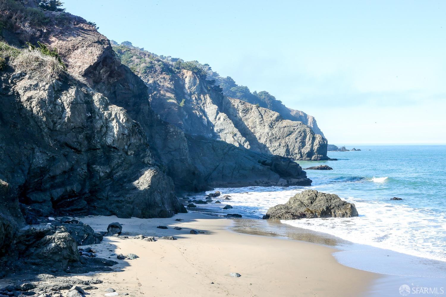 336 Point Lobos Avenue