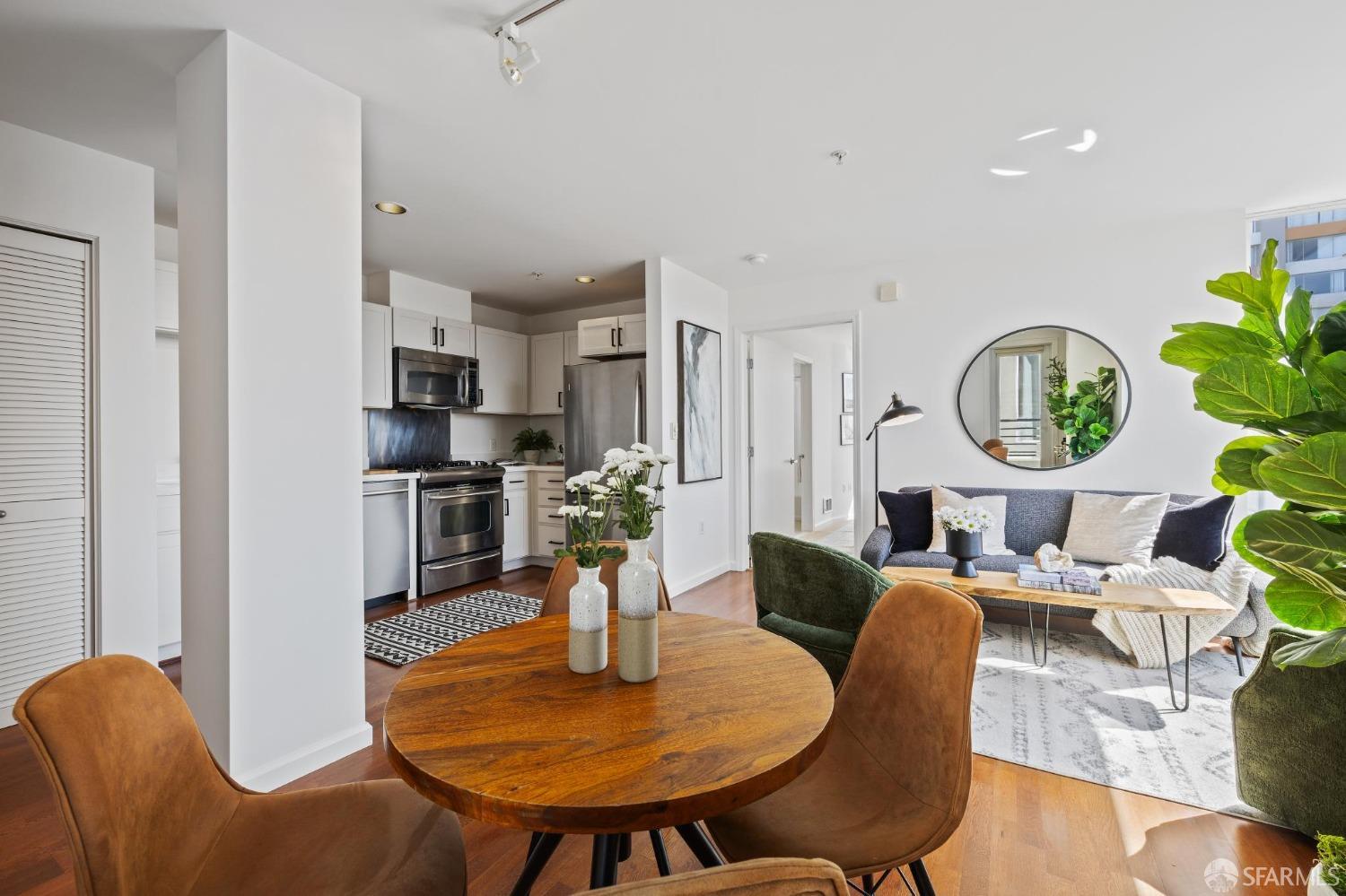 81 Frank Norris Street # 702