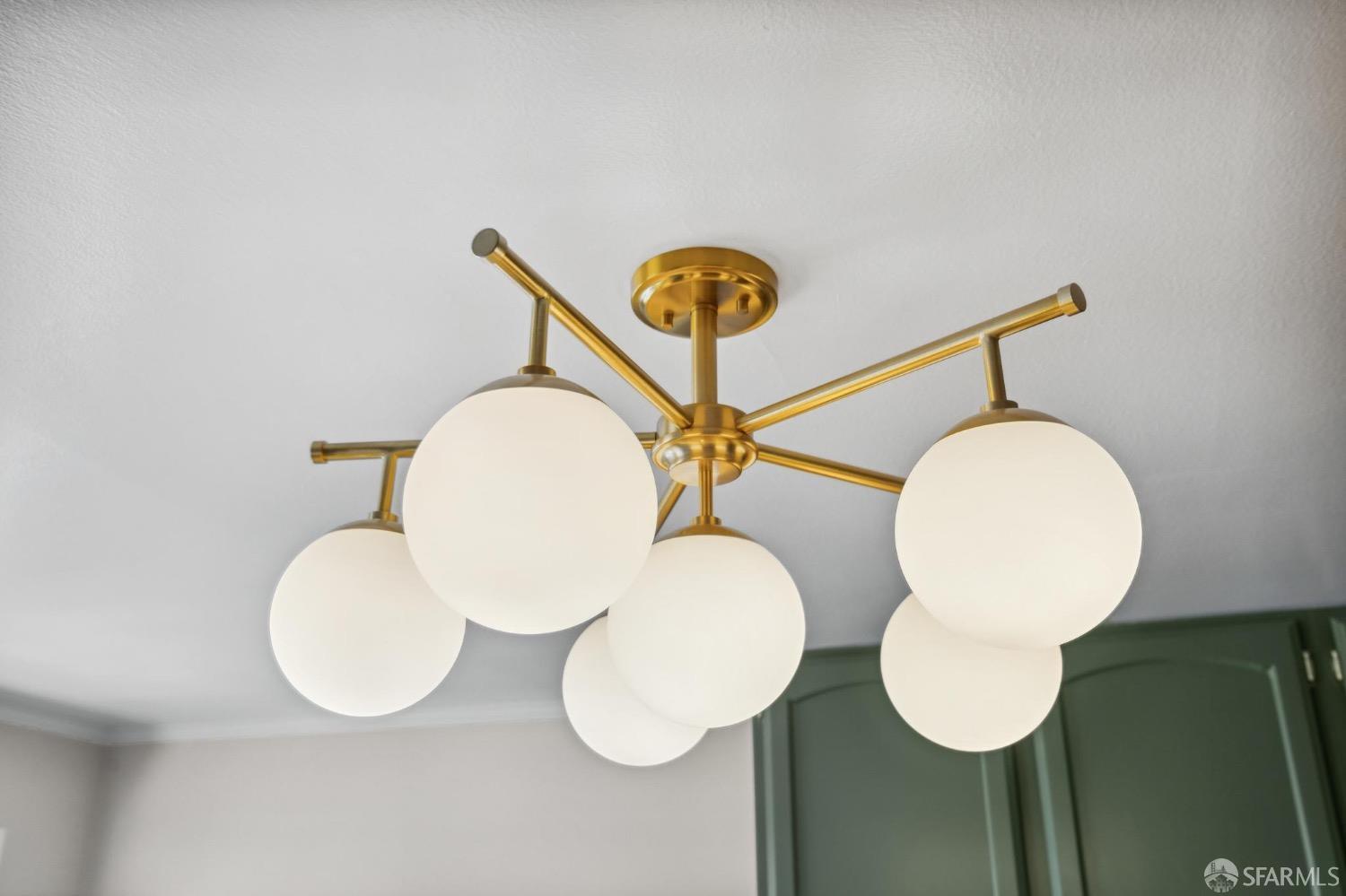 500 Ellington Avenue