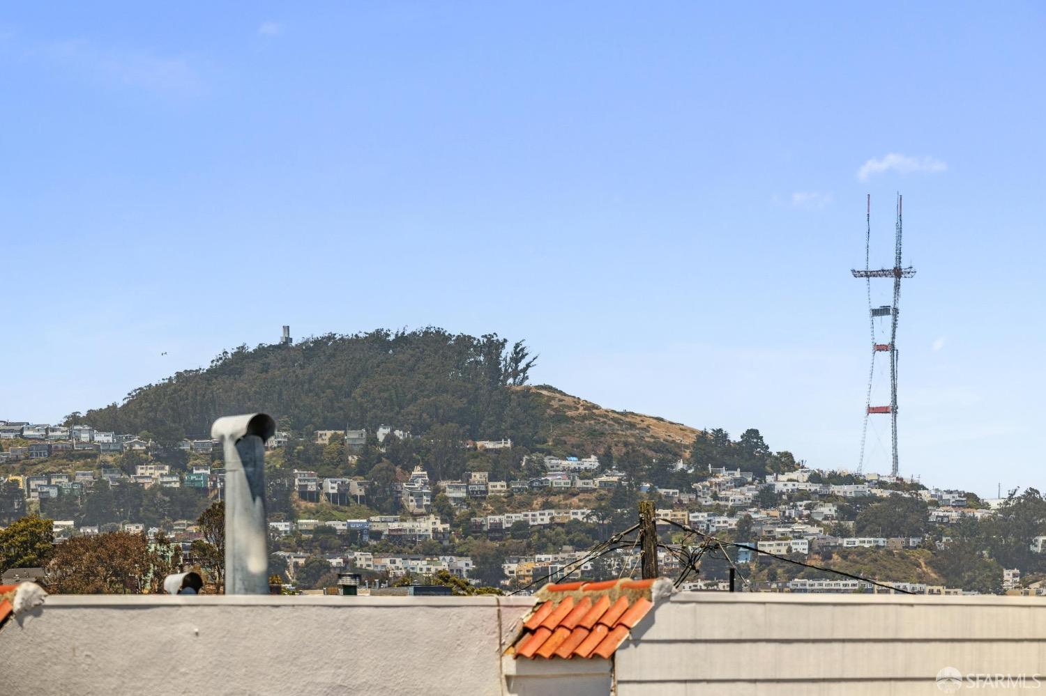 500 Ellington Avenue