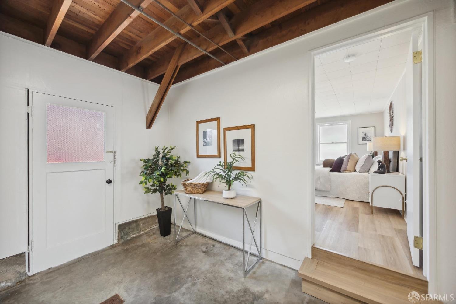 500 Ellington Avenue