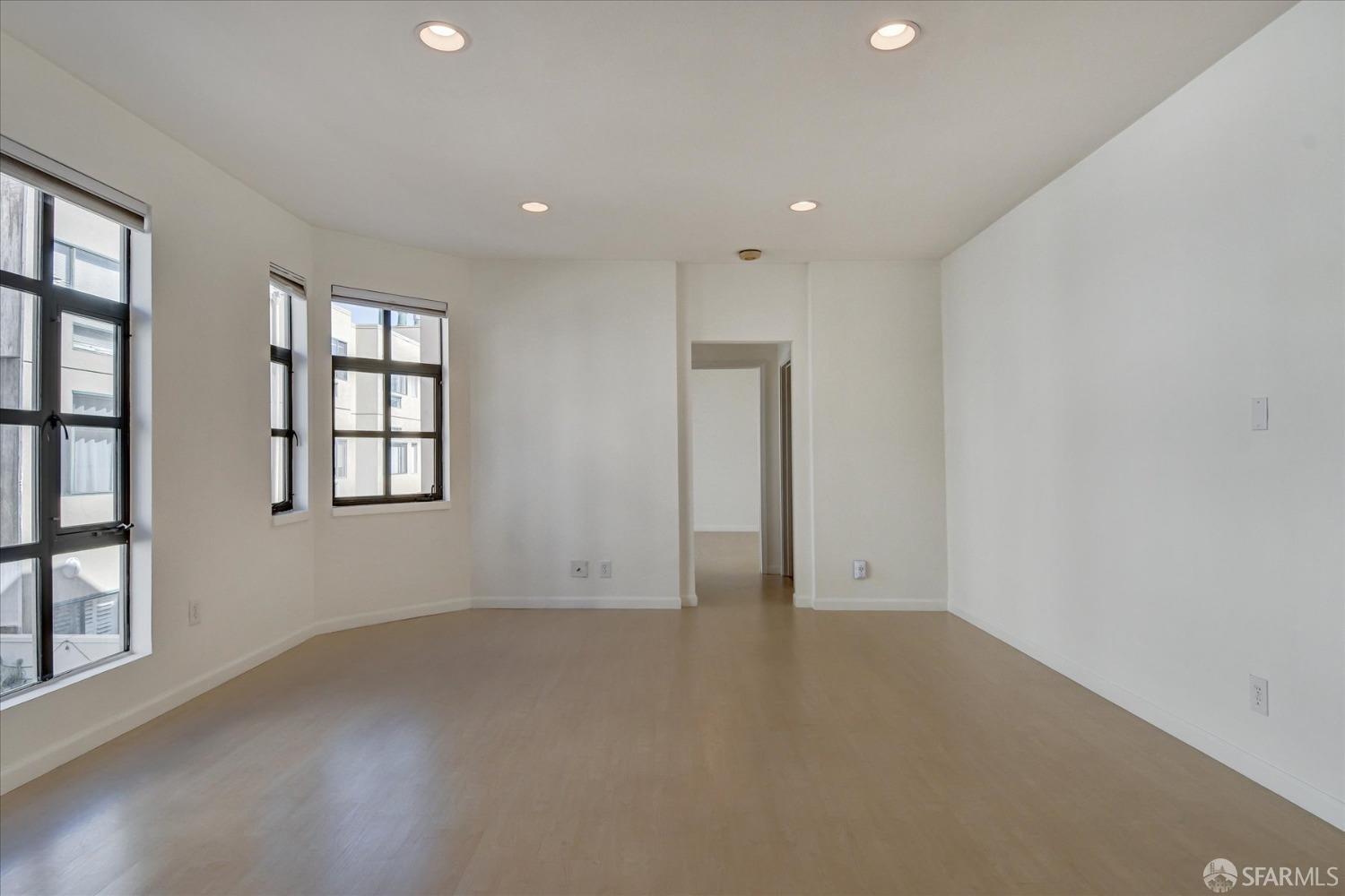 460 Francisco Street # 203