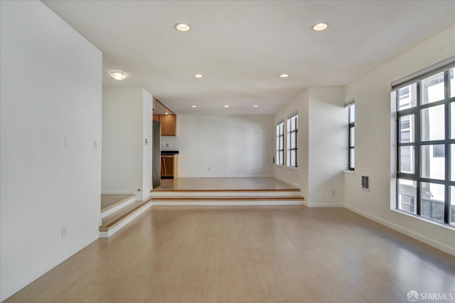 460 Francisco Street # 203