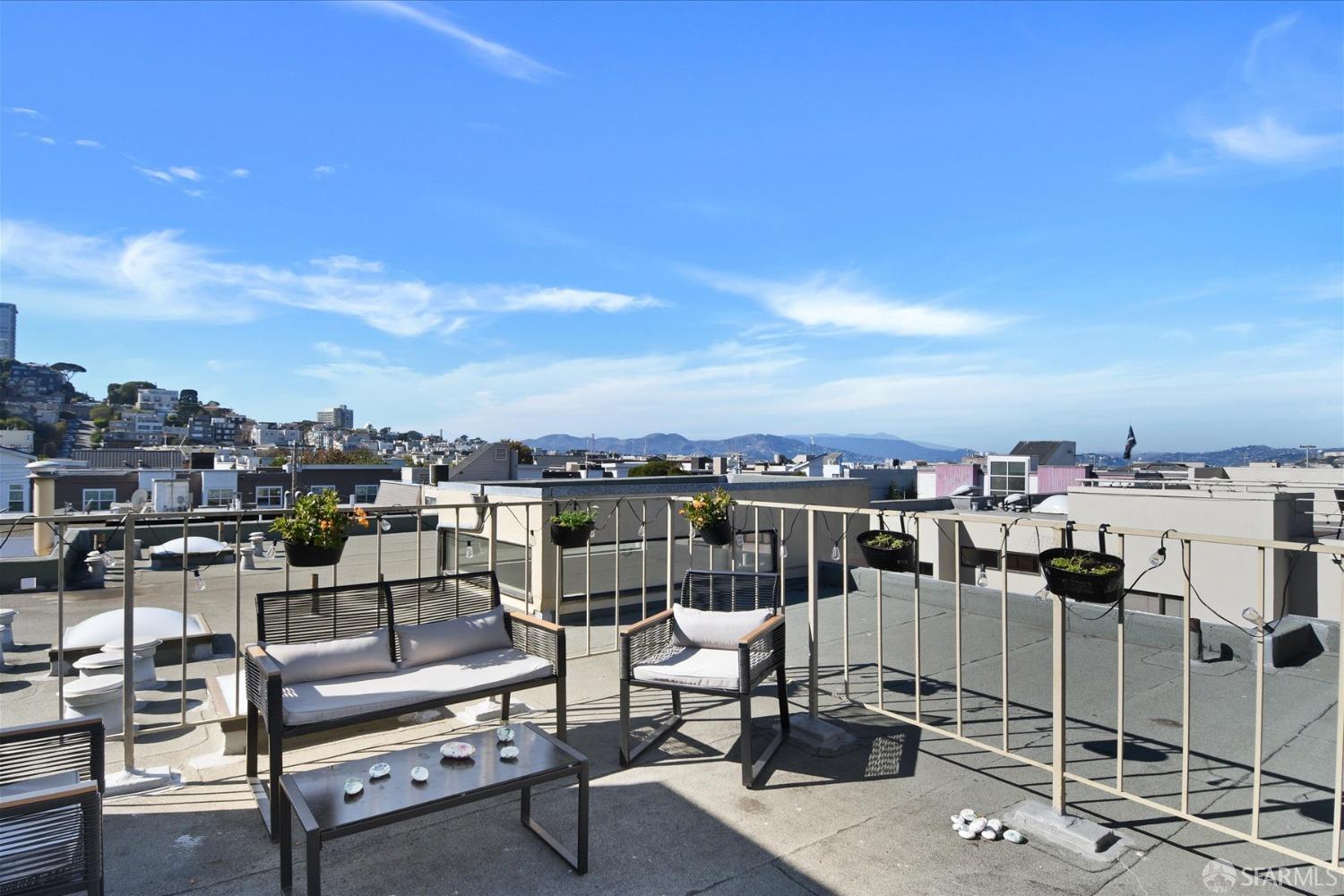 460 Francisco Street # 203