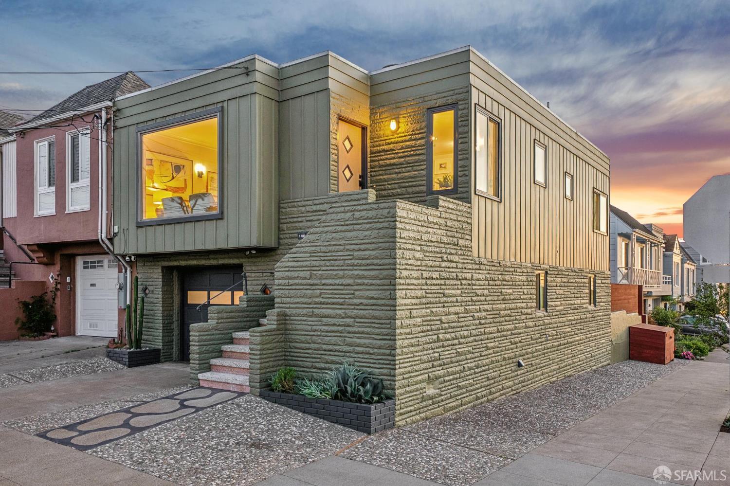 1701 40th Avenue