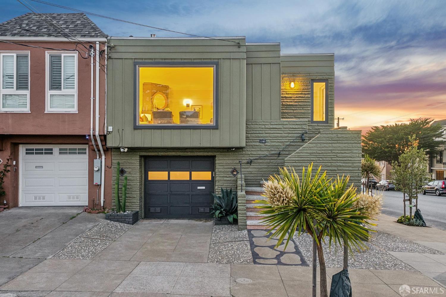 1701 40th Avenue