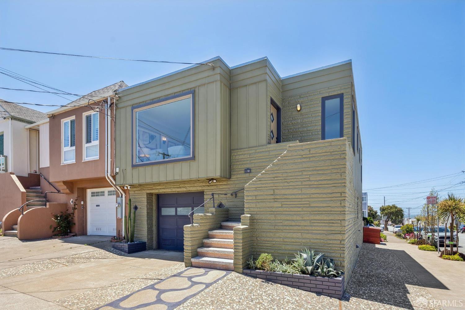 1701 40th Avenue