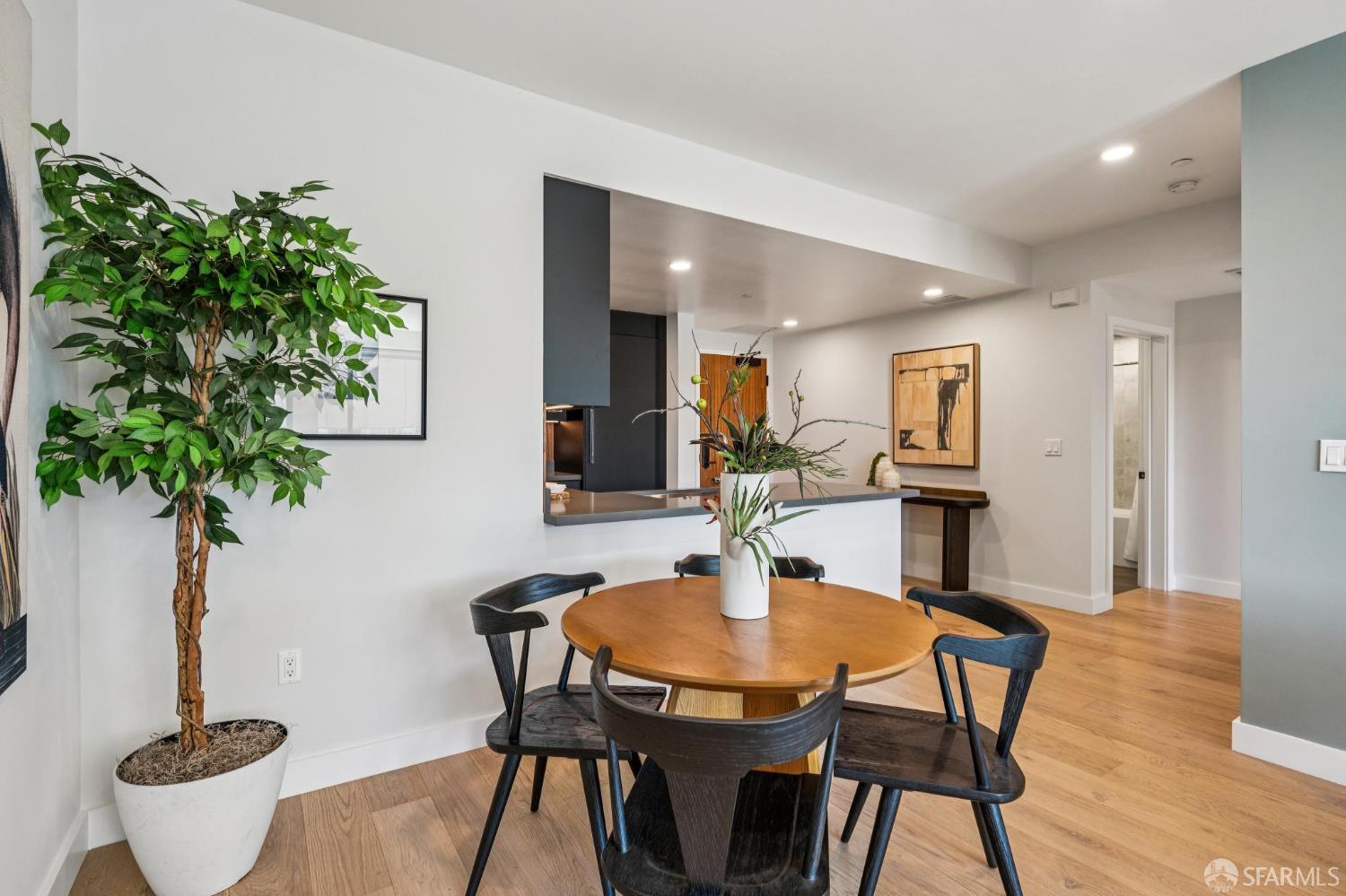 3620 Cesar Chavez Street # 404