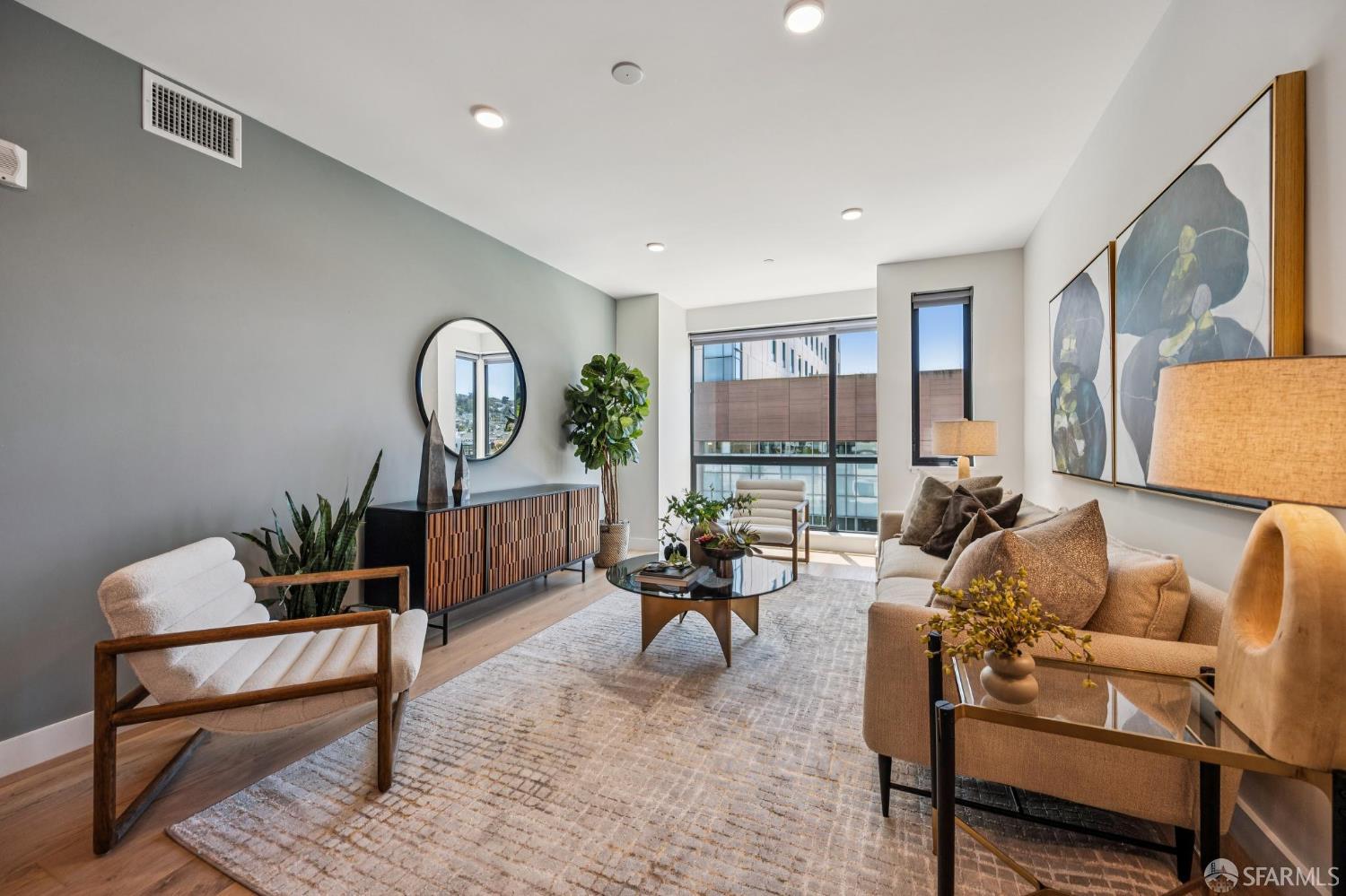 3620 Cesar Chavez Street # 404
