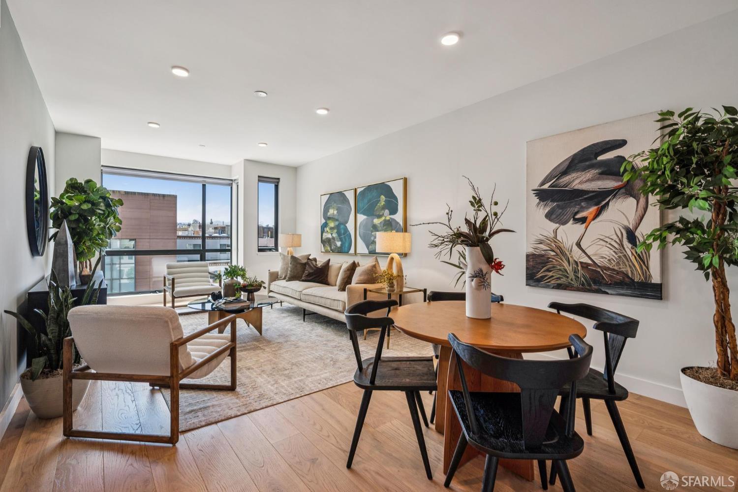 3620 Cesar Chavez Street # 404