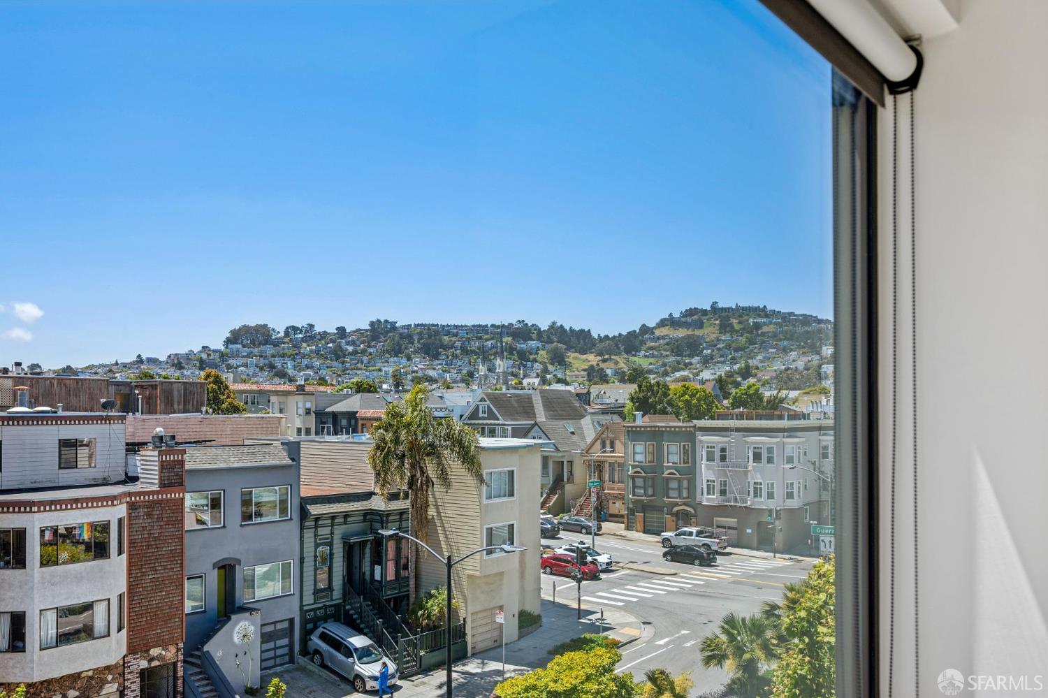 3620 Cesar Chavez Street # 404