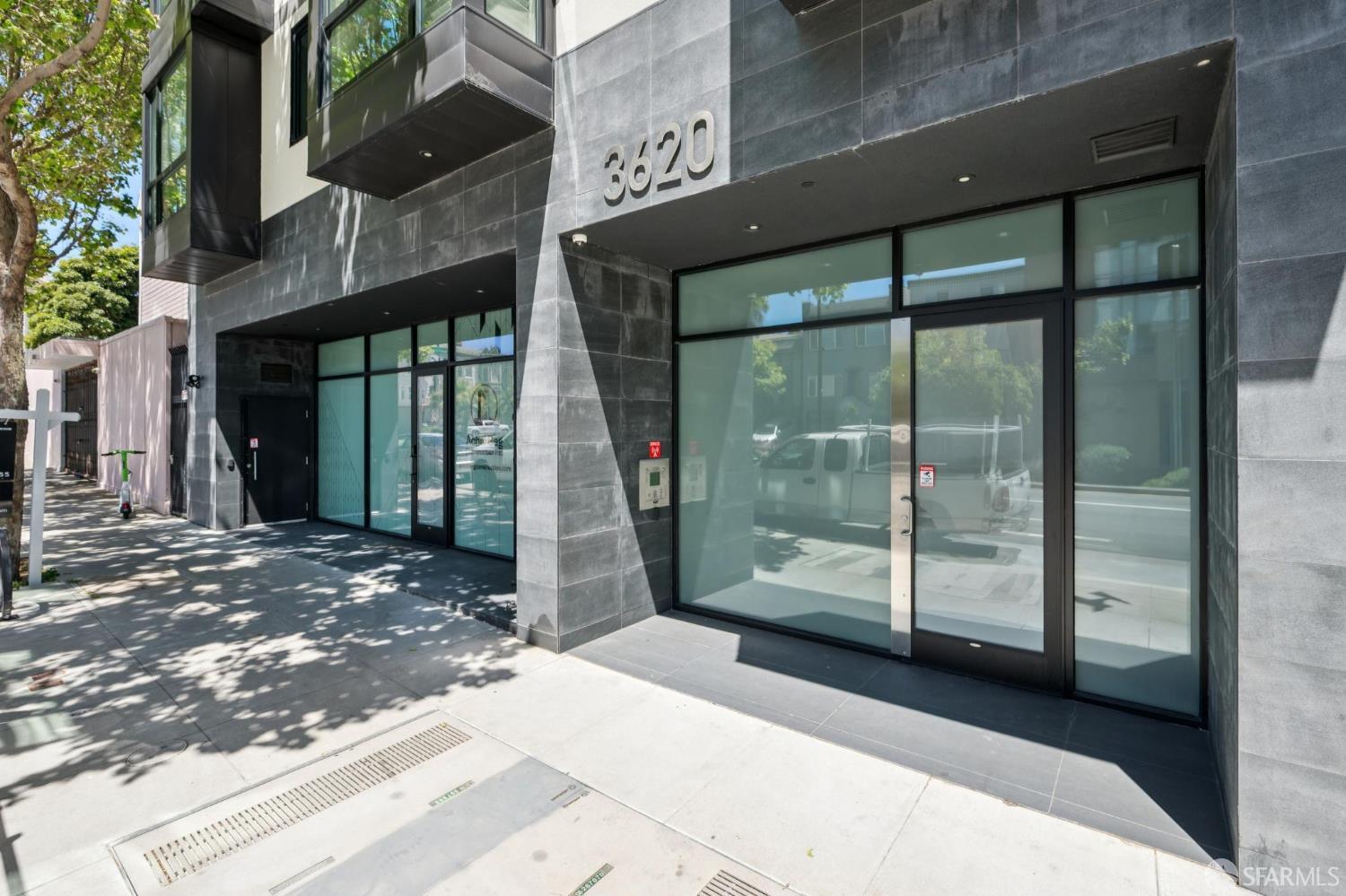 3620 Cesar Chavez Street # 404