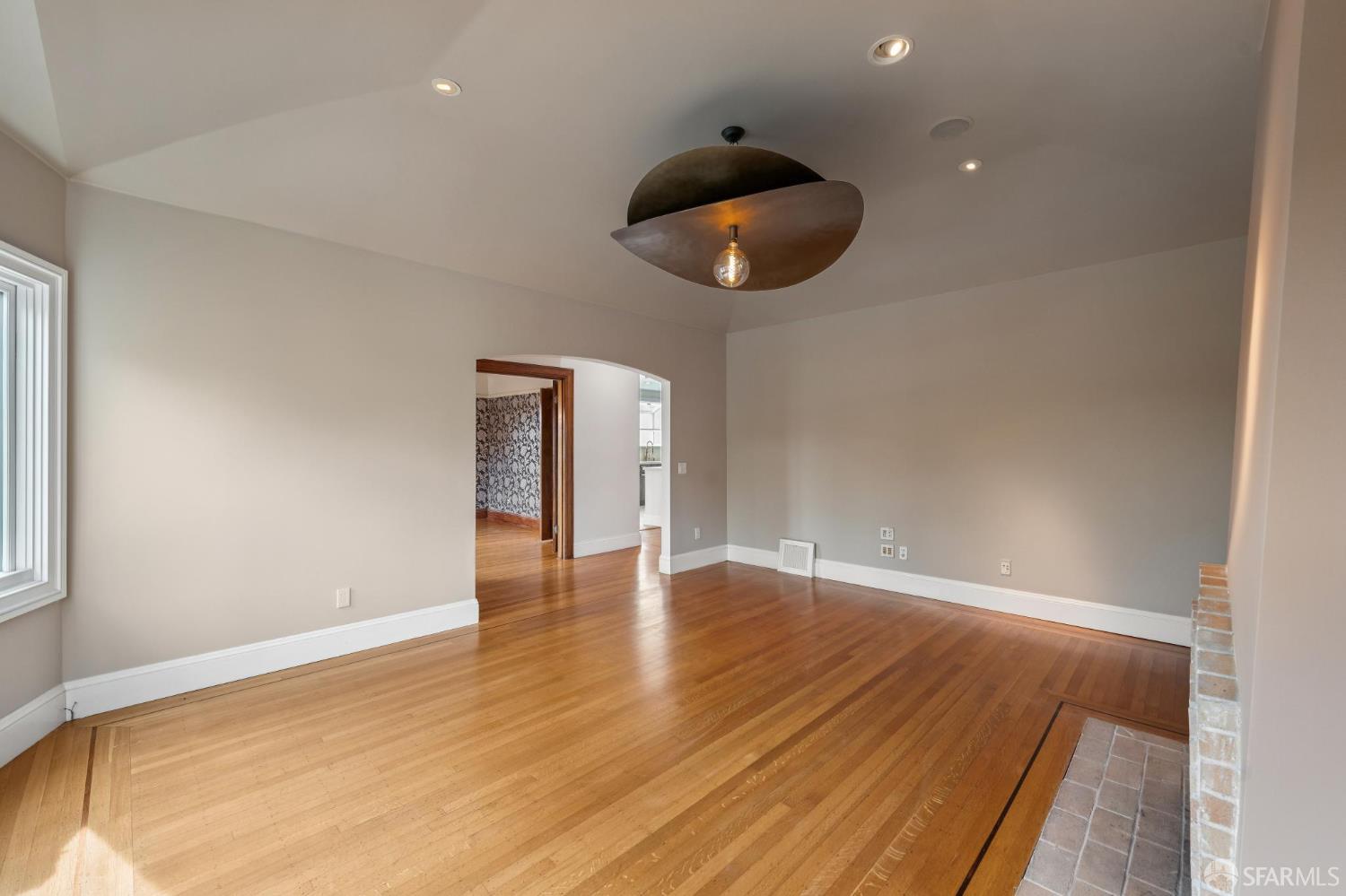 83 Westgate Drive