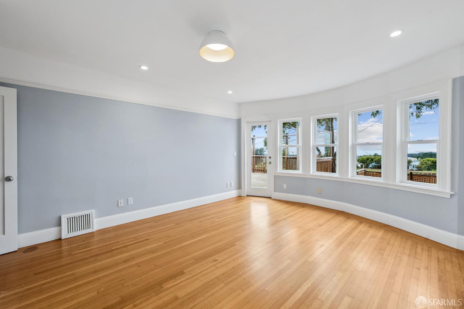 83 Westgate Drive