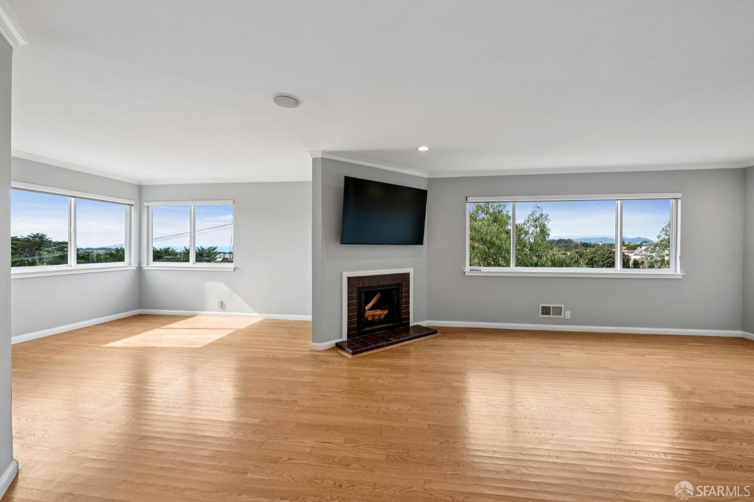 83 Westgate Drive