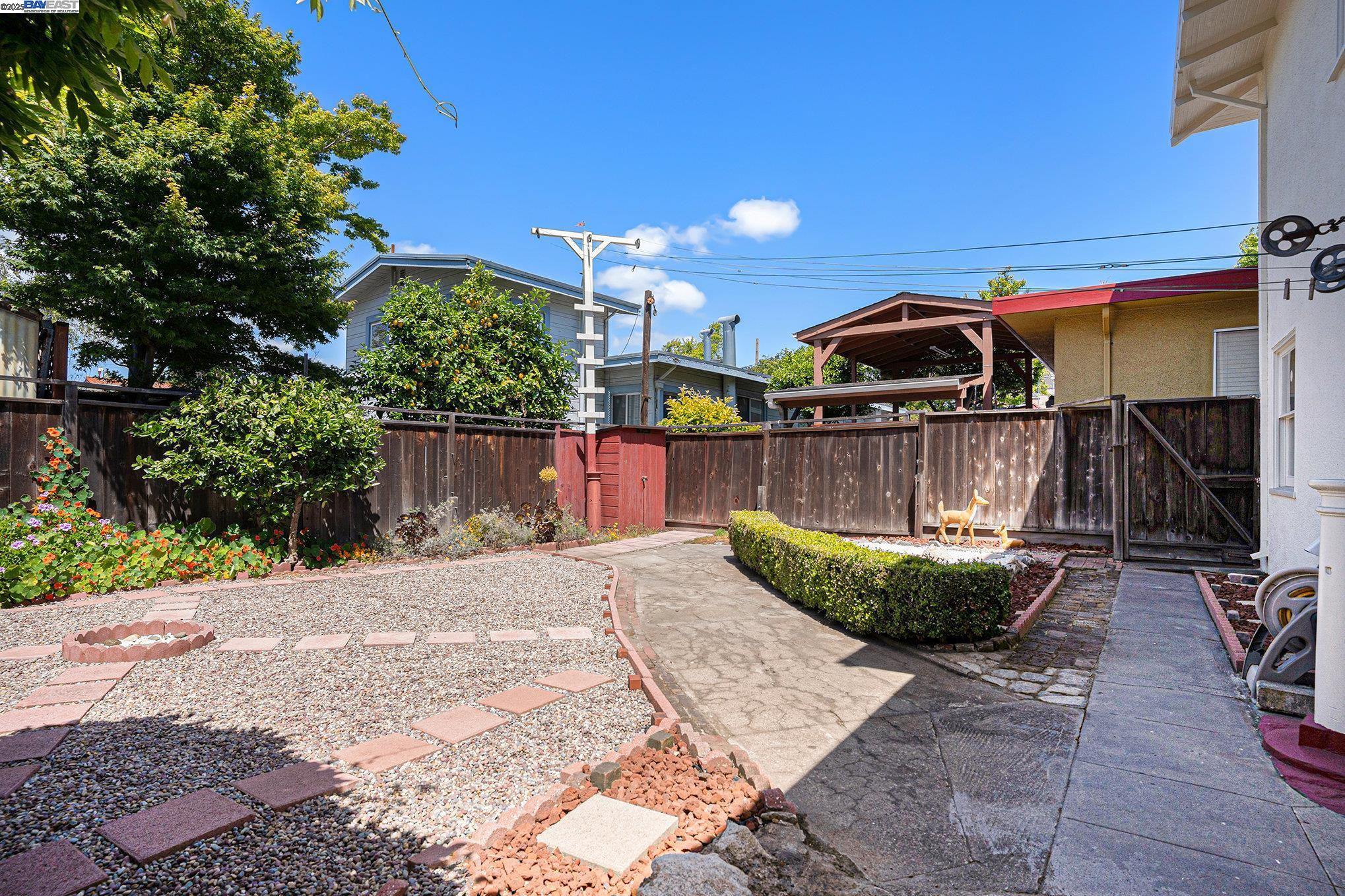 1315 Lincoln Ave