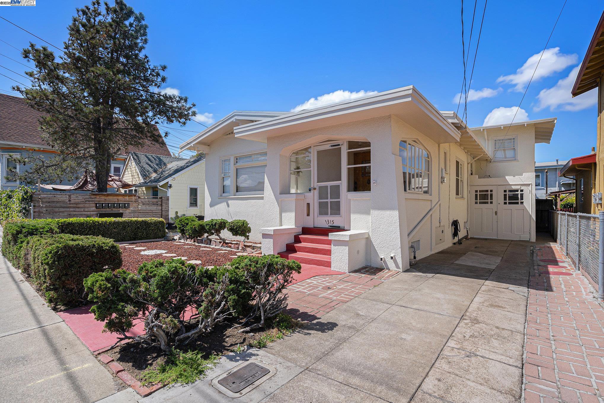 1315 Lincoln Ave