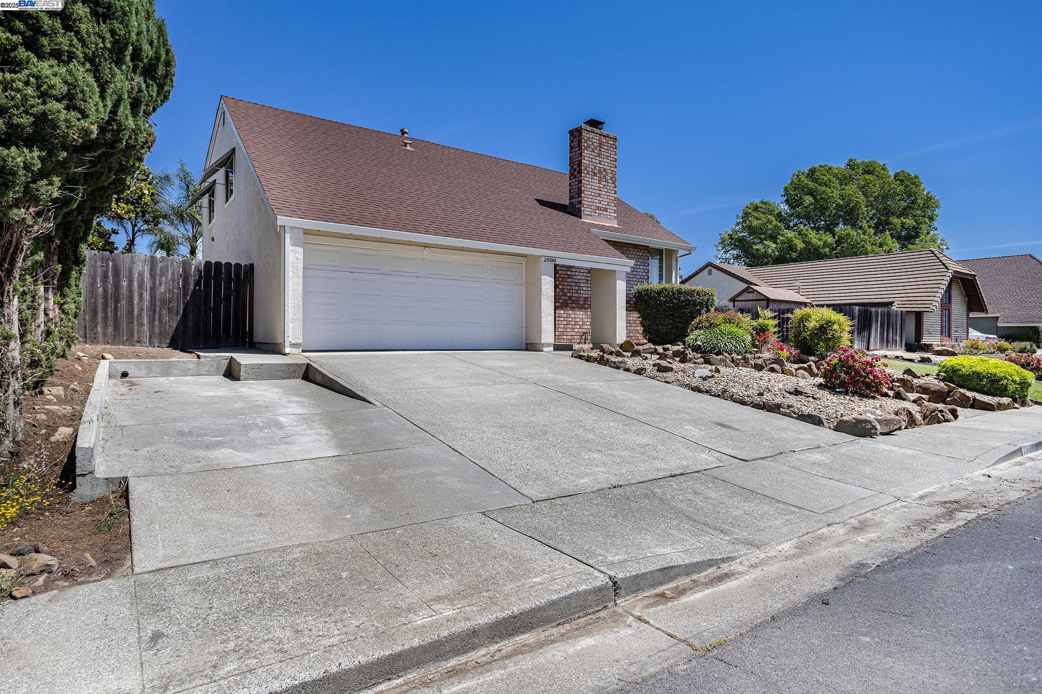 2696 Vista Grande