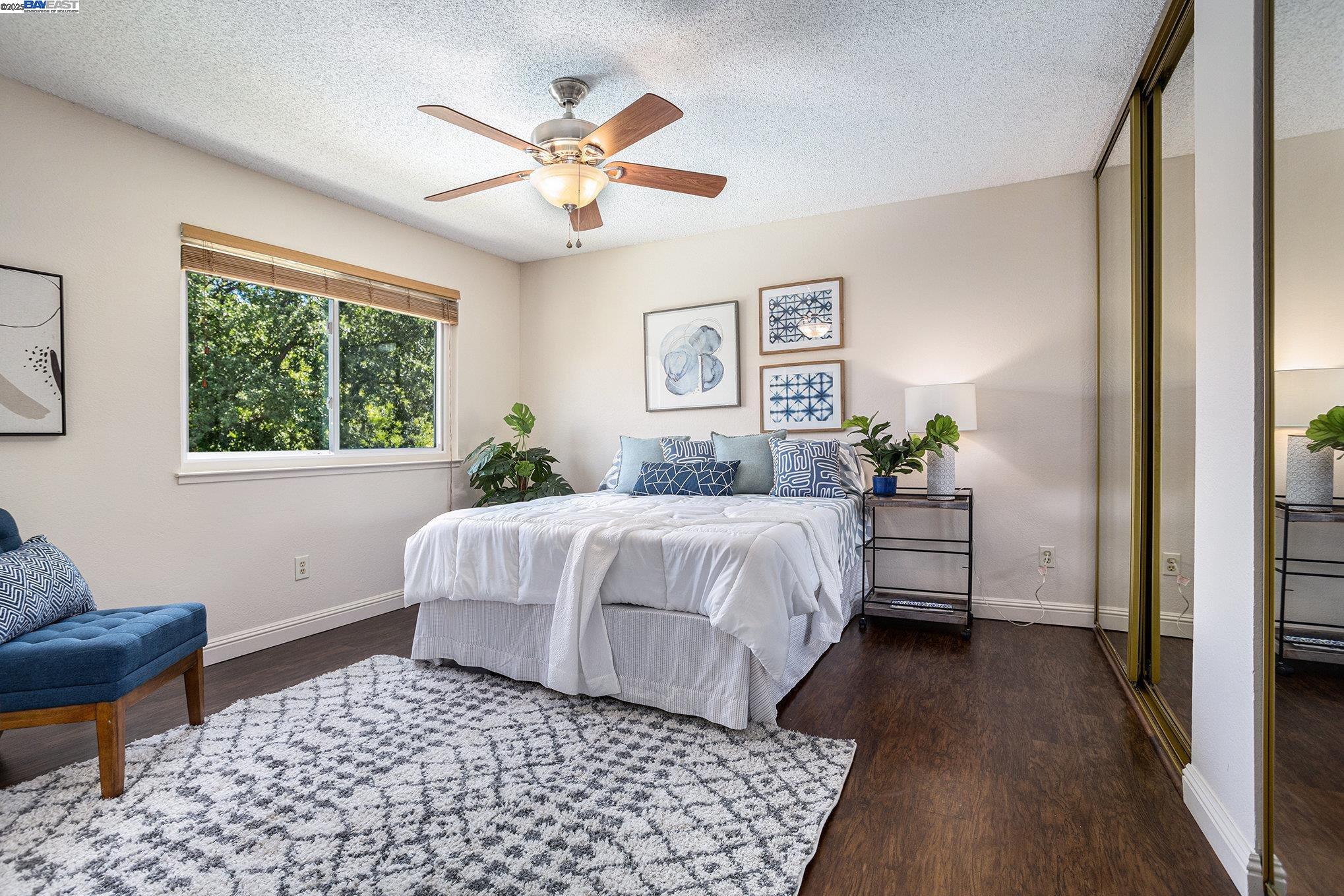 2696 Vista Grande