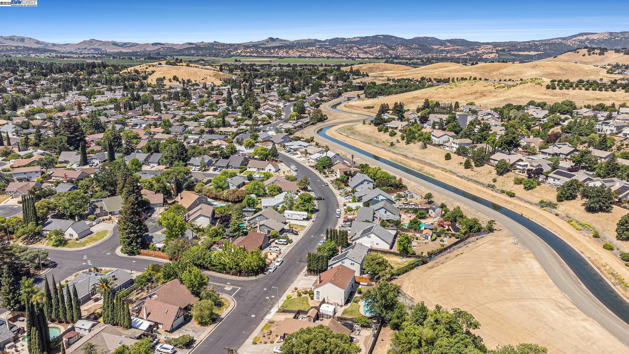2696 Vista Grande