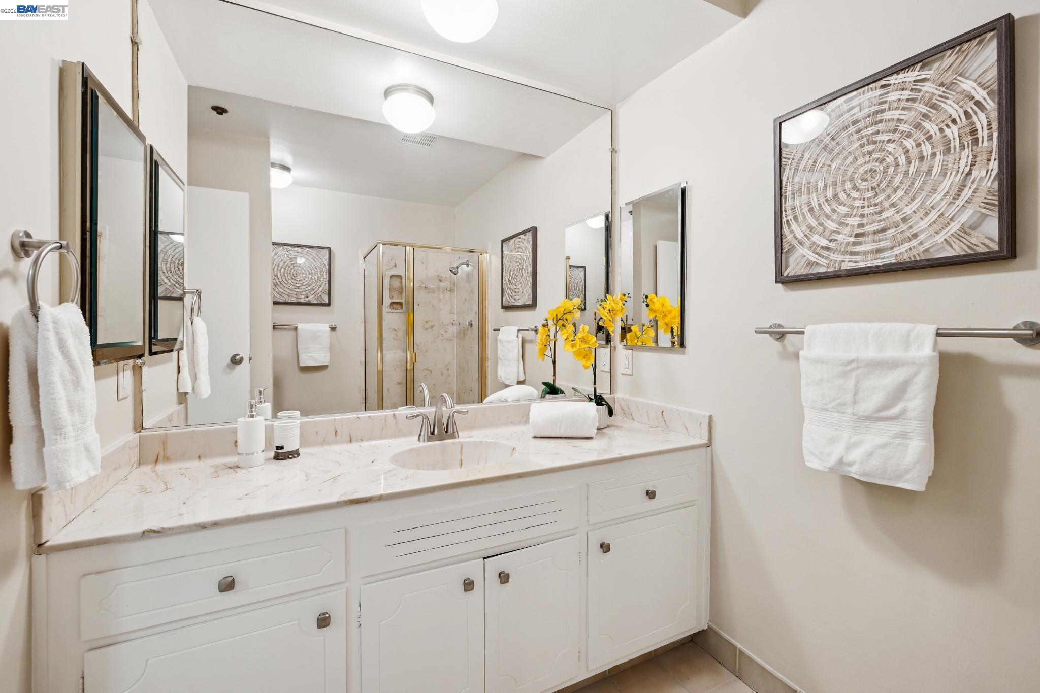 933 Shoreline Drive # 306