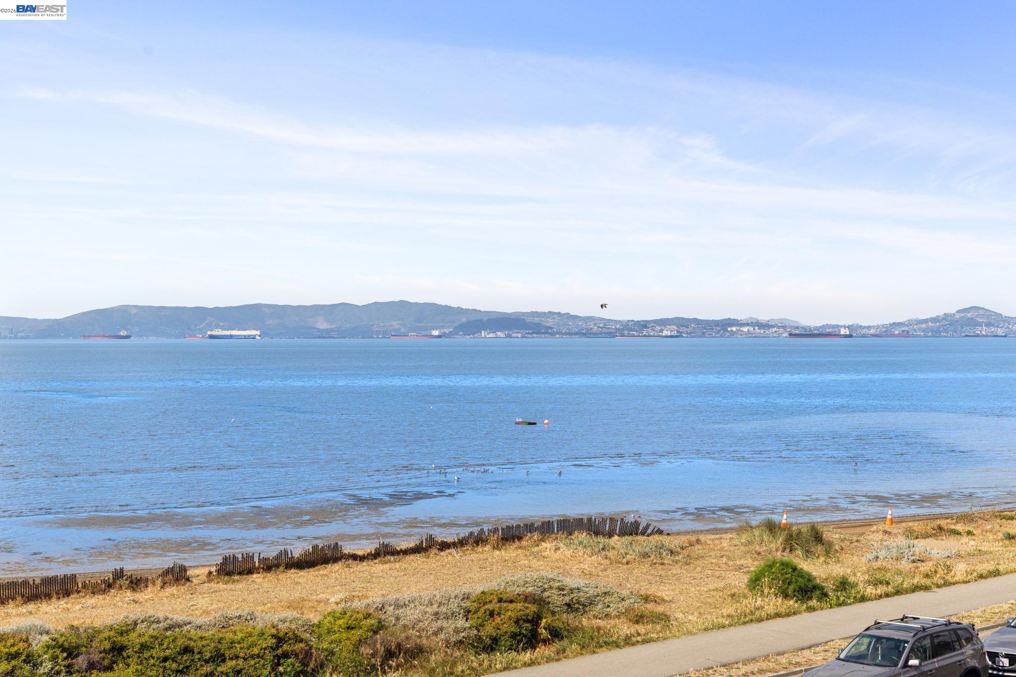 933 Shoreline Drive # 306