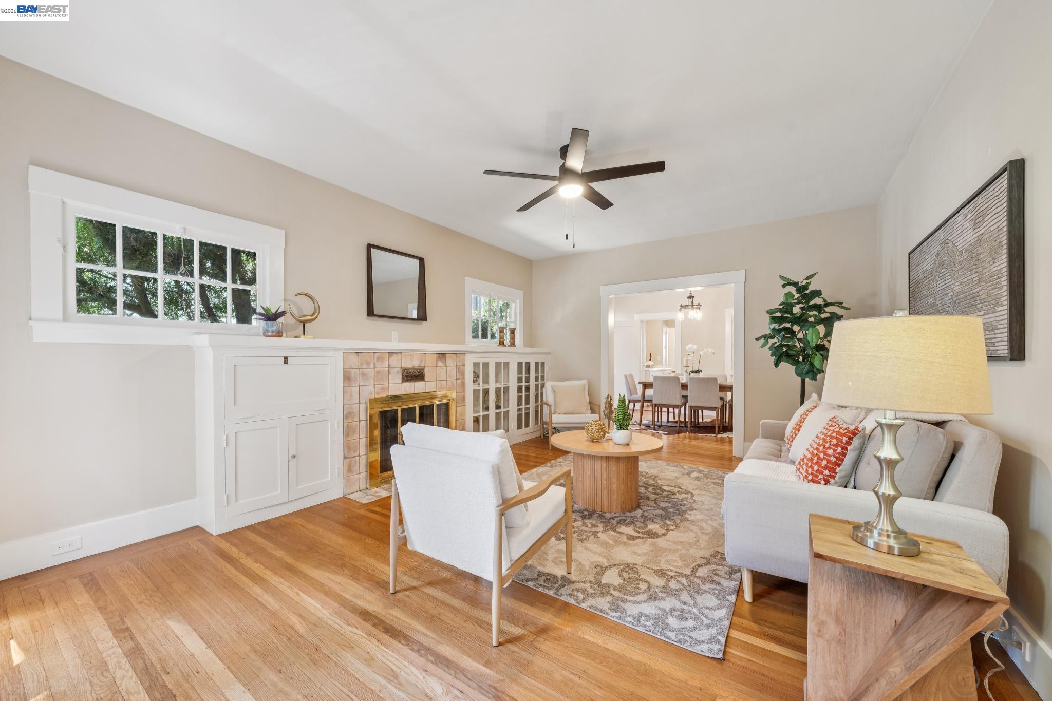 1915 Alameda Ave