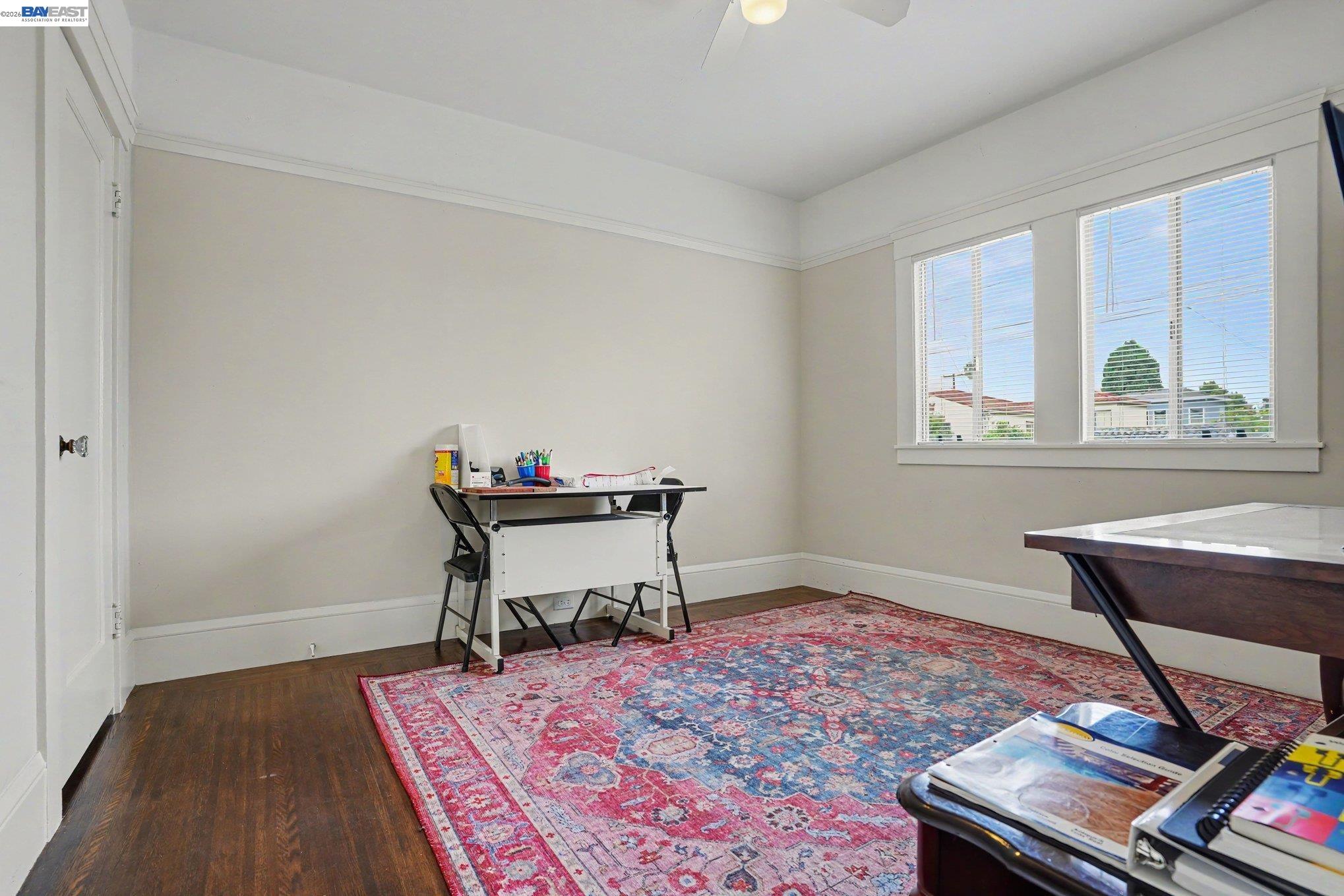 301 Lincoln Ave