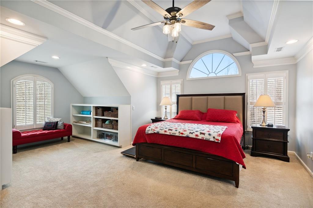 1006 Creek Side Drive