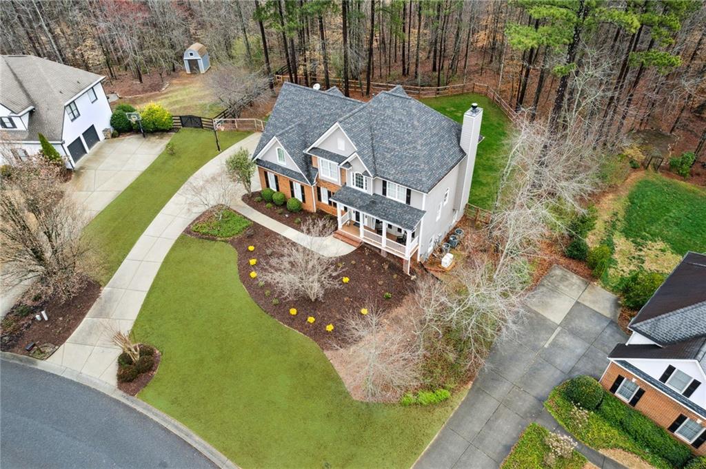 1006 Creek Side Drive