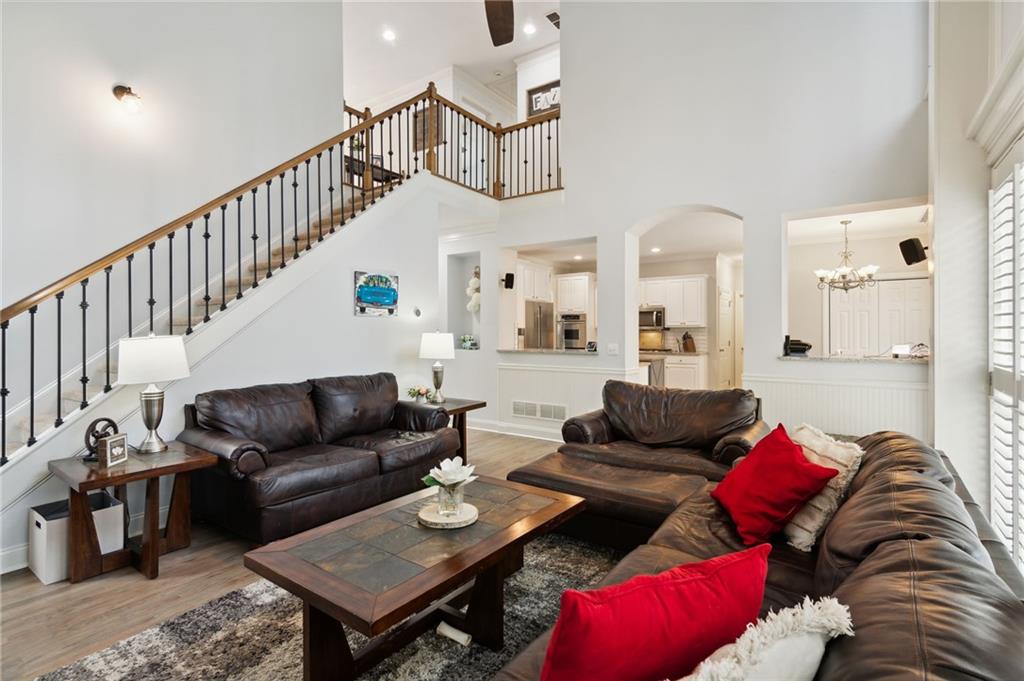 1006 Creek Side Drive