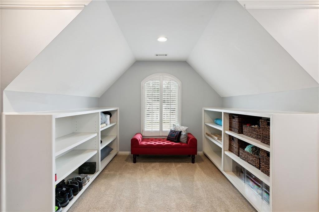 1006 Creek Side Drive