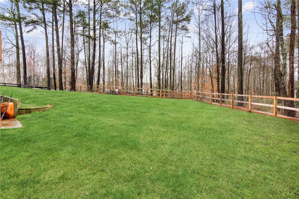 1006 Creek Side Drive