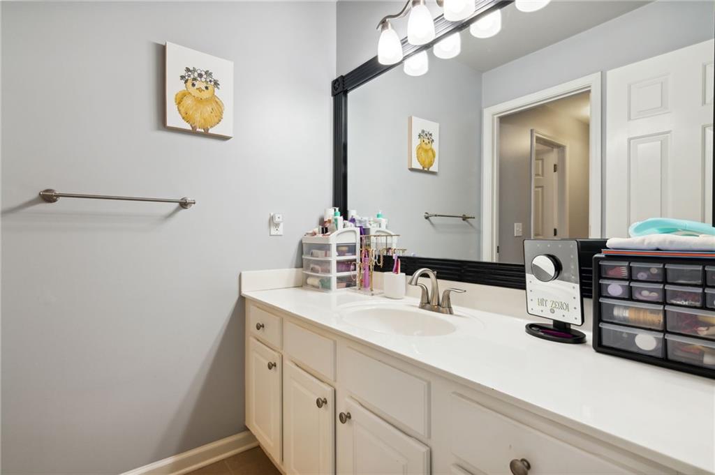 1006 Creek Side Drive