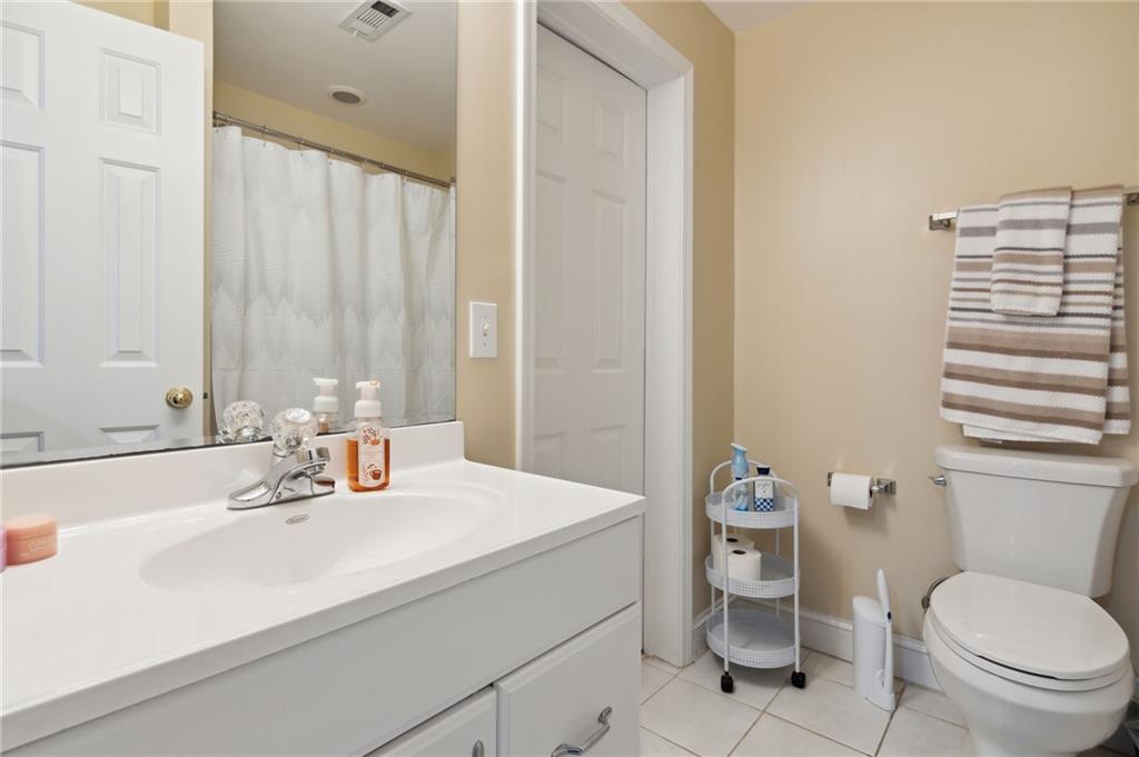 1006 Creek Side Drive