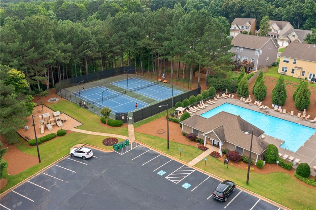 607 Little Shoals Court