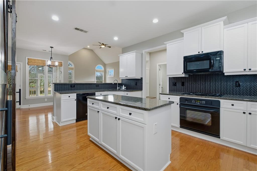 9545 Old Preserve Trail