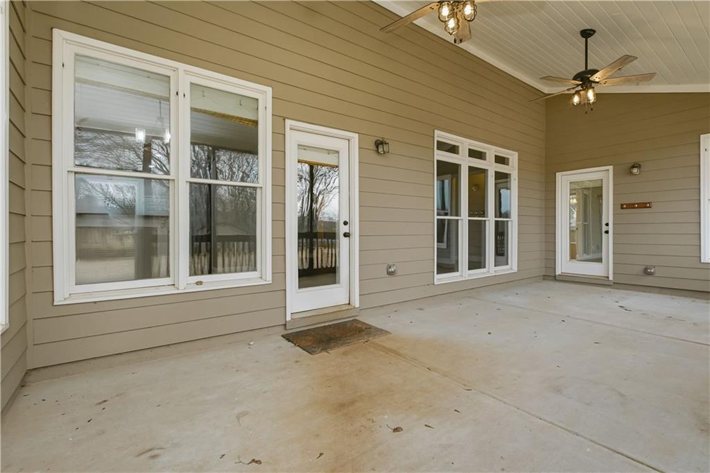9545 Old Preserve Trail