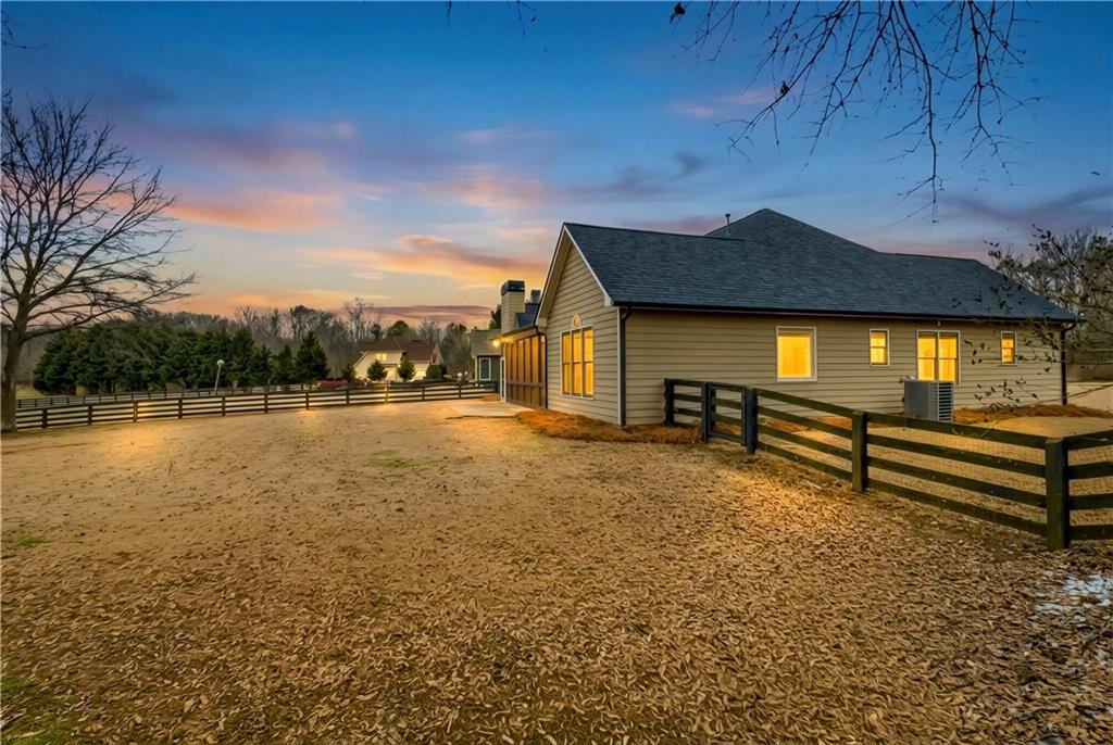 9545 Old Preserve Trail