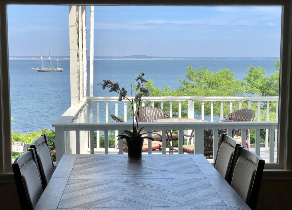 26 Driftwood Ln