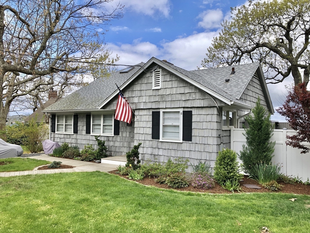 26 Driftwood Ln