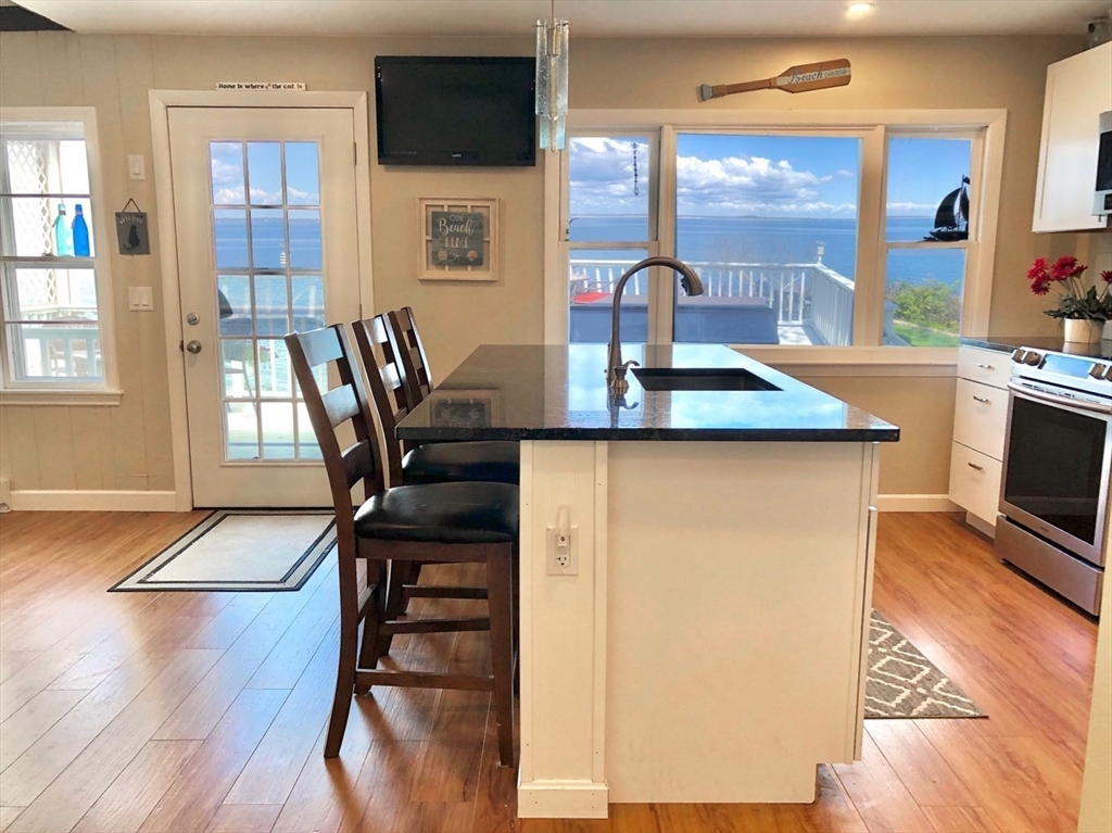 26 Driftwood Ln