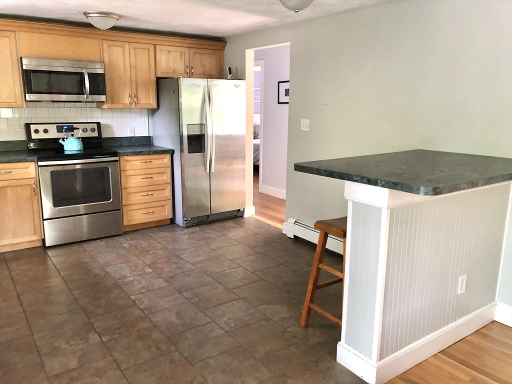 8 Eel River Cir