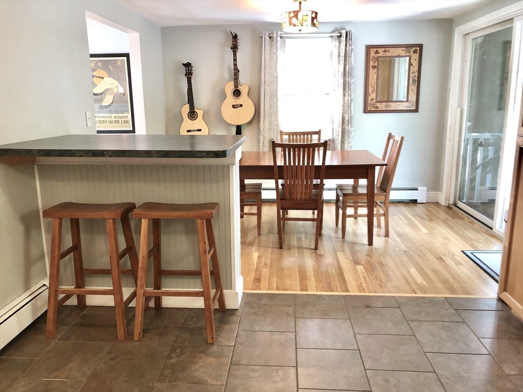8 Eel River Cir