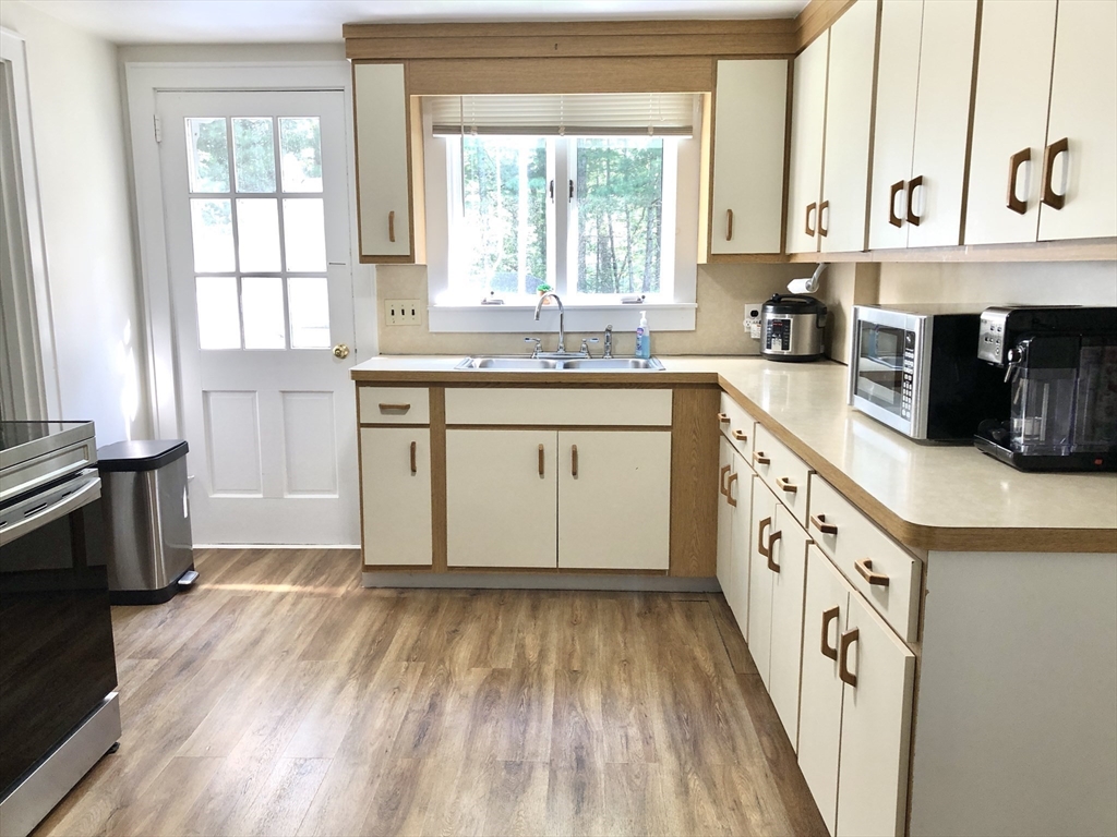 79 Sandwich Rd