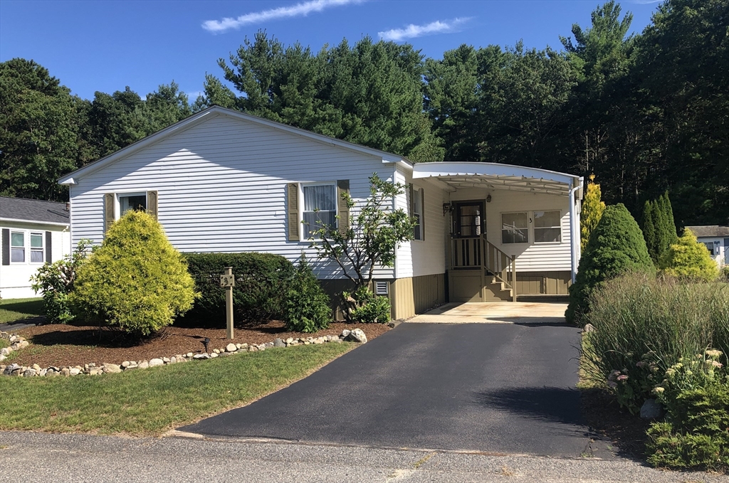 3 Narragansett Dr