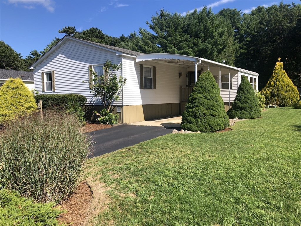 3 Narragansett Dr