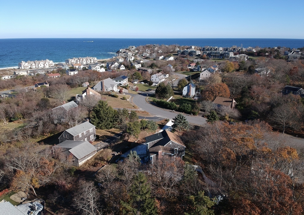 18 Scott Dr